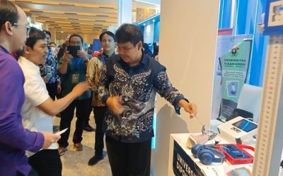UNDIP BERPERAN DALAM PAMERAN HASIL RISET DALAM RANGKA PENGUATAN JEJARING SENTRA RISET ALAT KESEHATAN